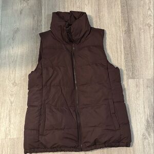 Old navy maroon puffer vest